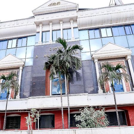 Hotel O The Royal International Hotel Bangalore Exterior photo