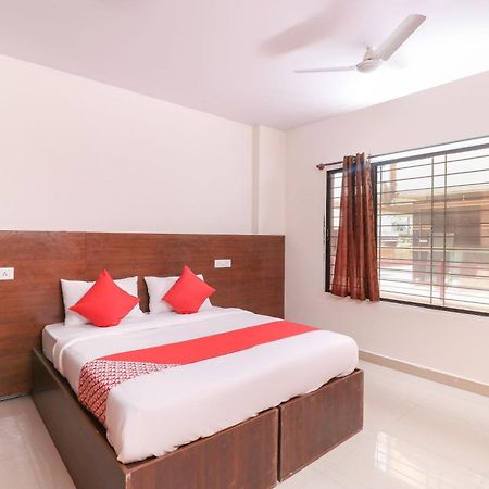 Hotel O The Royal International Hotel Bangalore Exterior photo