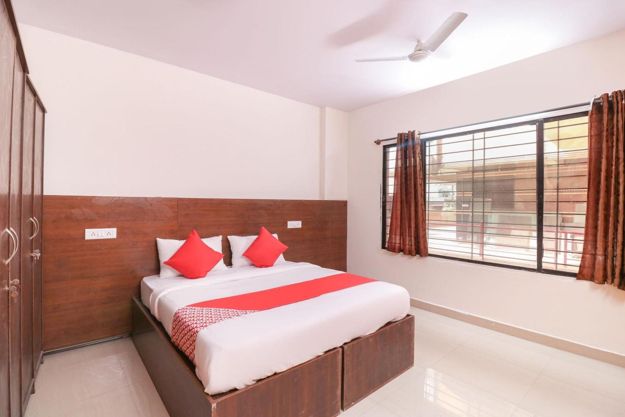Hotel O The Royal International Hotel Bangalore Exterior photo